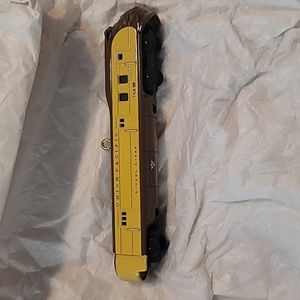 Union Pacific steamer locomotive Lionel trains Hallmark ornament keepsake 2010